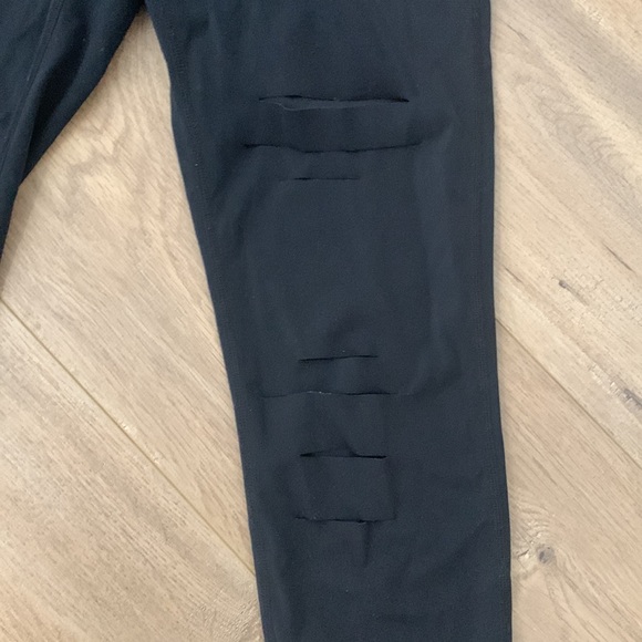 Zyia Black Slash Luxe Leggings - Picture 3 of 4